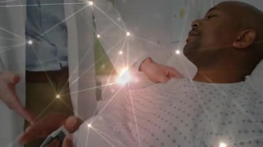 Erkek doktor hastane sağlık teknisyeni erkek hastayla el sıkışıyor, dijital ağ ile örtüşüyor. Tıp, sağlık, teknoloji, bağlantı, şefkat, profesyonellik, yenilik