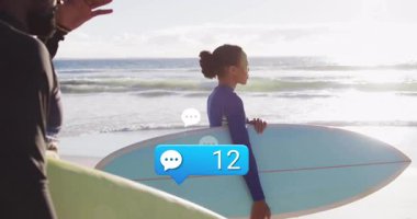 Sahilde elinde sörf tahtası olan iki arkadaş seyahat için animasyon dalga grafiği gösteriyor. Macera, yaşam tarzı, minimalizm, açık hava, enerji, enerji, gençlik