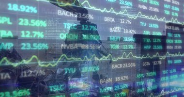 Çöp yığını üzerinde veri işleme resmi. Küresel iş ve dijital arayüz kavramı dijital olarak oluşturulmuş görüntü.