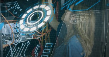 Veri üzerinde çember oluşturma ve bilgisayar kablolarını kontrol eden beyaz kadın. bilgisayarlar, ağ, veri işleme ve dijital arayüz kavramı dijital olarak oluşturuldu.