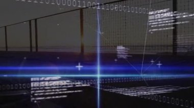 Veri analisti, alacakaranlıkta korkuluk geçidini animasyon ikili kodu ve parıldayan ağ hatlarıyla inceliyor. Teknoloji, veri, siber güvenlik, dijital, gelecekçi, ağ, altyapı