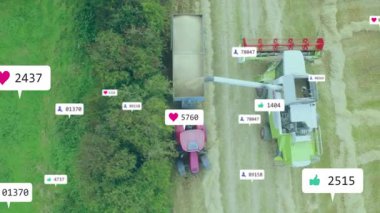 Hasat makinesinin tahılı kırmızı traktör römorkuna yüklemesi sosyal medya simgeleri. Tarım, makine, tarım, otomasyon, kırsal, üretkenlik, dijital