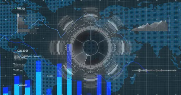 Kapsam taraması ve şebeke üzerinde veri işleme resmi. küresel hesaplama, veri işleme ve dijital arayüz konsepti dijital olarak oluşturulmuş resim.