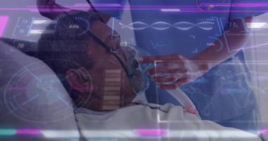 Yoğun bakımdaki erkek hastaya oksijen maskesi takan hemşire holografik dalga biçimleri ve çizelgeleri gösteriyor. Tıbbi, sağlık, fütüristik, teknoloji, son sınıf, hastane, tedavi