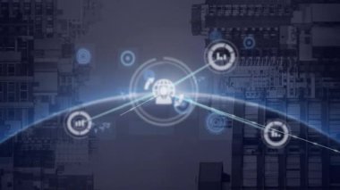 Şehir manzarası üzerinde veri analiz simgelerini birbirine bağlayan teknoloji ağını inceleyen analist. Fütürist, siber, dijital, neon, yenilik, teknoloji, görselleştirme