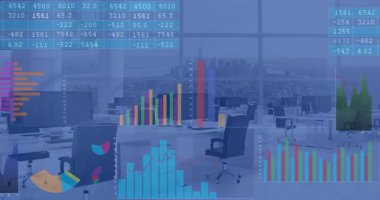 Veri görselleştirmeleri açık ofis alanında görünür, masalar, monitörler, şeffaf çizelgeler. Modern, minimalist, profesyonel, dijital, yenilikçi, üretkenlik, işbirliği