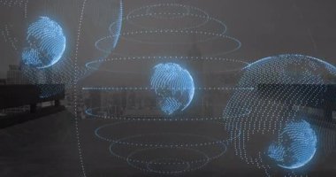 Merkezi holografik küre çatıdan yansıyor, kentsel ufkun yörüngesinde yüzen dijital küreler. Fütürist, bilim kurgu, teknoloji, yenilik, dijital, kentsel, modern