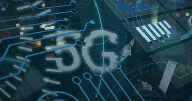 Bağlantı ağı üzerinden finansal veri işleme ve borsa görüntüsü. Küresel iş ve dijital arayüz kavramı dijital olarak oluşturulmuş görüntü.