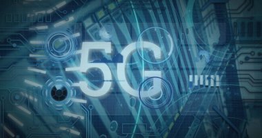 Mavi arka planda tarama ve dijital veri işleme dürbünlerinin bileşimi. İletişim bağlantısı ve arayüz teknolojisi konsepti dijital olarak oluşturuldu.