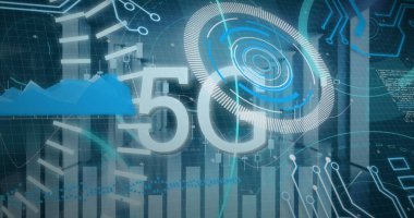 Sunucularda 5G ve veri işleme görüntüsü. bilgisayarlar, ağ, veri işleme, iletişim ve teknoloji konsepti dijital olarak oluşturulmuş görüntü.