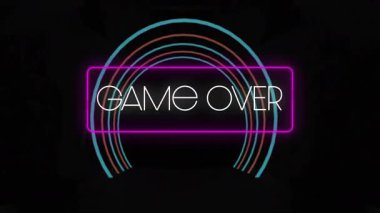 3 boyutlu neon kemerler, neon tünelde parlayan macenta çerçeveye doğru yaklaşıyorlar. Fütürist, neon, sürükleyici, yansıtıcı, dijital, bilim kurgu, canlı