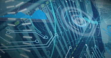 İşlem çemberi görüntüsü ve bilgisayar kablolarının üzerinde 5G. Ağ, iletişim ve teknoloji konsepti dijital olarak oluşturuldu.