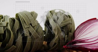 Yeşil kurdele makarna yuvaları, düz dizayn ızgara sahnesinde, veri örtüsü ve işaretleyicilerle görselleştiriliyor. İçerik, dijital, fütüristik, minimalizm, teknoloji, yenilik, sağlık