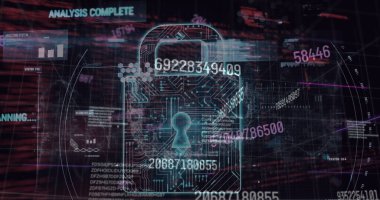 Siyah arkaplanda veri işleme üzerine değişen numaralar ve güvenlik kilidi simgesi resmi. Siber güvenlik ve iş teknolojisi kavramı