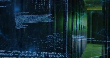 Yüzen alfanumerik kod parçaları karanlık şebeke düzlemi üzerinde spiraller ve kablo bağlama düğümleri. Dijital, geleceksel, teknoloji, siber, yenilik, veri, ağ