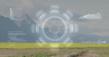 Yarısaydam dijital HUD animasyon çiftliği üzerinde radyal barlar, bar çizelgeleri, çizgi çizelgeleri, kod parçacıkları. Tarım, teknoloji, yenilik, veri görselleştirme, kırsal, manzara, fütüristik