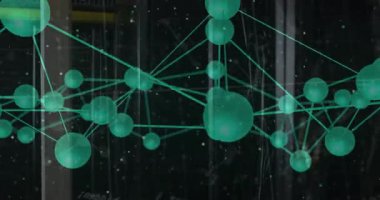 Sahnede dijital ağ oluşumu, şeffaf küreler, parlayan çizgiler, sunucu rafları. Siber uzay, veri görselleştirme, gelecek, bağlantı, teknoloji, dijital altyapı, soyut