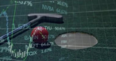 Golf sahasını çevreci yapan mali veriler, kırmızı top, delik bardağı, şamdan çubukları. Spor, analitik, görselleştirme, yatırım, strateji, modern, hassasiyet