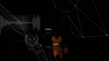 Spor analitiği sahnesine atlayan erkek sporcu, basketbol, ağ çizgileri, çizelgeler gösteriyor. Dinamik, atletik, modern, teknoloji, yenilik, performans, veri görselleştirme