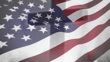 Amerikan bayrağında dalgalanan yumuşak esinti bayrak tasarımıyla ilgili eğitici içeriği harekete geçiriyor. Vatanseverlik, tekstil, hareket, vatanseverlik, sembolizm, miras, vatanseverlik.