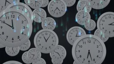 Beyaz analog saatler, zaman akışını gösteren yeşil ikili kod gibi sürükleniyor ve dönüyor. Soyut, teknoloji, hareket, fütüristik, dijital, sanal, örüntü