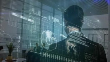 İş dünyasının sunucusu hologram verilerini başlatarak grafiklere kayıyor, dünyayı döndürüyor. Şirket, yenilik, teknoloji, analitik, işbirliği, dijital, profesyonel