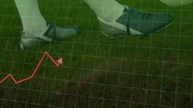 Kırmızı çizgi salınım ölçümlerini gösterirken, temiz ayak sola ve yuvarlanan topa giriyor. Atletik, performans, istatistik, veri görselleştirme, spor, rekabet, çeviklik