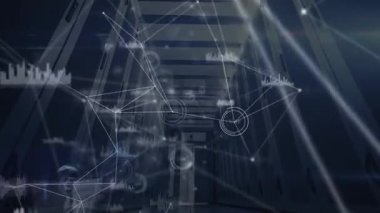 İleriye doğru kayan kamerada, 3D ağ görselleştirme veri akışını örtüyor, parlayan düğümleri birbirine bağlıyor. Gelecek, teknoloji, bağlantı, dijital, yenilik, siber, soyut