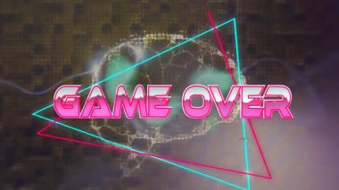 Neon kablo grafiği açılışı oyun bitti metni 3 boyutlu harfler oluşturarak kaydırma üçgenleri oluşturuluyor oyun sonu gösteriliyor. Siberpunk, fütürist, dijital, soyut, teknoloji, neon, sanal