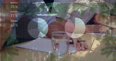 Basketbolcular üzerinden finansal veri işleme görüntüsü. Amerikan vatanseverliği ve bağımsızlık kavramı dijital olarak oluşturuldu.