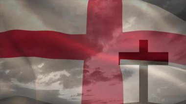 Işık filtreleyen alacakaranlık bulutları sabit haç siluetinin üzerinde bayrak sallayarak inancı sembolize ediyor. Vatanseverlik, maneviyat, saygı, merasim, sembolik, dramatik, miras.