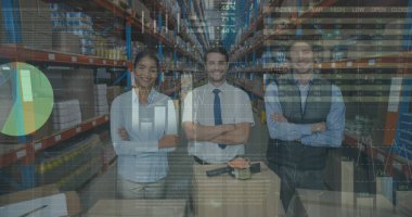 Depodaki çeşitli işçilerin veri işleme görüntüsü. küresel iş ve dijital arayüz kavramı dijital olarak oluşturulmuş görüntü.