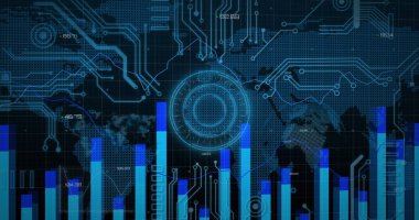 Bilgisayar devre kartı, dünya haritası ve veri işleme resimleri. Dijital arayüz, hesaplama, veri işleme ve ağ konsepti dijital olarak oluşturuldu