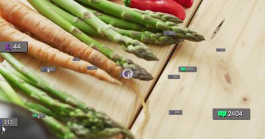 Kuşkonmaz rozetlerinde beliren mor takipçi ikonu nişan töreninin arttığını gösteriyor. Sebzeler, katılım, sosyal medya, büyüme, izleme, dijital, taze üretim