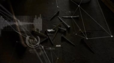 Soluk arayüz reaksiyonları demir çivi analizini gösteren dönen ağ oluşturmak için genişliyor ve nabız atıyor. Fütüristik, teknoloji, veri görselleştirme, dijital arayüz, atölye, sanayi, bağlantı