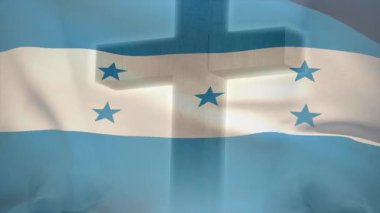 Honduras bayrağı, yıldız çizgilerinin arkasında çapraz silueti gösteren esinti teknolojisiyle dalgalanıyor. Vatanseverlik, hareket, kumaş, hareket, sembolizm, ulusal, dinamik