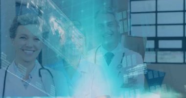 Üç tıbbi uzman holografik harita ve grafik panelleri eriterek veri akışı sağlıyor. Sağlık, teknoloji, yenilik, işbirliği, dijital, görselleştirme, analiz