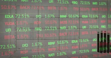 Veri eğilimlerini görselleştirmek için projeksiyon başlatılıyor, çubuklar yükseliyor ve çizgi grafik takip ediliyor. Veri, görselleştirme, analitik, bilgi, dijital, modern, fütürist