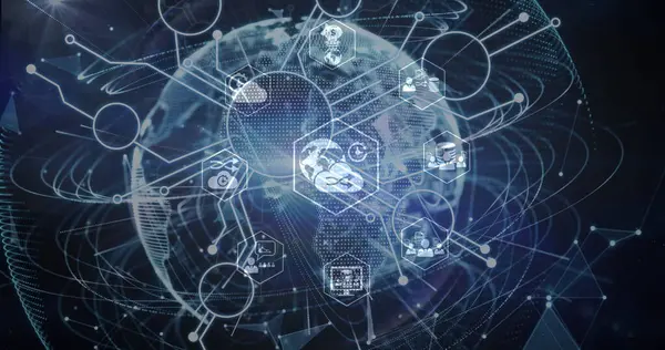 Bilgisayar devre kartının üzerindeki simgelerin ve siyah arkaplandaki kürenin resmi. Küresel iş ve dijital arayüz kavramı dijital olarak oluşturulmuş görüntü.