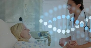 Hemşire hastaneye giriyor ve yarı saydam DNA sarmalı nabız atarken hastayı rahatlatıyor. Bakıcı, hasta bakımı, tıbbi destek, sağlık izleme, hastane ortamı, konfor, şefkat