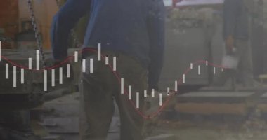 Küfleri istifledikten sonra dökümhane işçileri ocaktan metal çıkarıyorlar ve animasyon kaplamalarıyla kontrol ediyorlar. Sanayi, zanaat, imalat, güvenlik, metalurji, takım çalışması, atölye