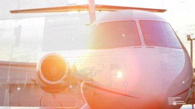 Güneşin doğuşu jet burnuna vurduğunda, kaplama zayıflıyor, sonra sistem kontrolü için hizalama hatları taranıyor. Lüks, teknoloji, havacılık, tanı, yenilik, kesinlik, modern