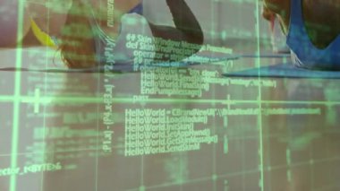 Şeffaf kod, yoga sınıfına katılanların yay pozisyonuna geçerek odak tutmalarını sağlıyor. Teknoloji, sağlık, görselleştirme, yenilik, konsantrasyon, esneklik