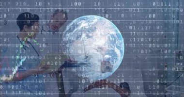 Hemşire tabletle odaya giriyor, doktor tıbbi verileri inceliyor, dünya, çizgi grafik tanısı. Tıbbi teknoloji, sağlık hizmeti, dijital arayüz, veri analizleri, klinik, geleceksel, profesyonel