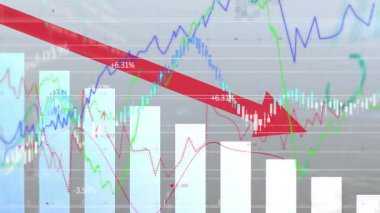 Kırmızı ok başlangıç çizgilerini süpürüyor. Düşen çubukların üzerinden hareket ediyor. Bu da piyasa gerilemesinin göstergesi. Finans, analitik, veri görselleştirme, yatırım, pazar analizi, iş zekası, dijital arayüz