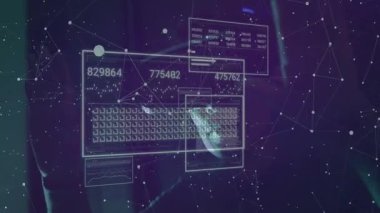 Arayüz panelleri oluşturan adam, teknik analiz için panelleri ve klavyeyi güncelleyen veri akışı. Teknoloji, veri, ağ, fütüristik, dijital, analitik, yenilik