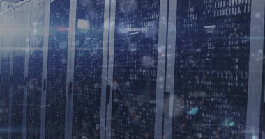 Sunucu odasındaki bağlantı ağının resmi. Küresel ağ, bağlantılar ve teknoloji konsepti dijital olarak oluşturuldu.