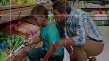 Avokado başlangıç grafiklerine ve fiyat verilerine ulaşan çocuk, bakkal kalite kontrolüne rehberlik ediyor. Aile, eğitim, büyüme, rehberlik, beslenme, analitik, ticaret