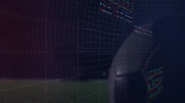 Kaleci top kale çizgisine doğru dalıyor, hareketli istatistikleri takip ediyor ve engellemeye çalışıyor. Futbol, kaleci, spor analitiği, veri görselleştirme, maç, stadyum, aksiyon