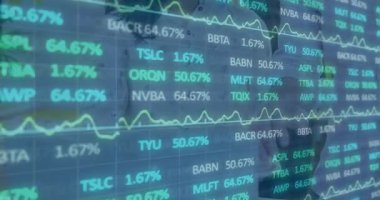 Finans uzmanları şeffaf göründükten sonra saatleri analiz ederek anlaşmaya varmayı tartışıyor. Yatırım, işbirliği, projeksiyon, analitik, teknoloji, strateji, takım çalışması